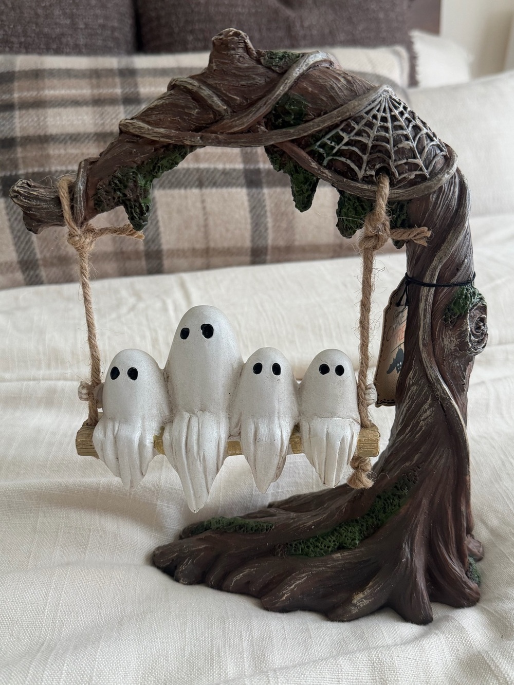 HomeGoods Sweet Street 4 Ghost Swing Halloween Figurine - White & Brown